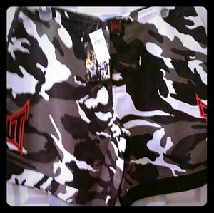 NWT Men's Tap Out Shorts Sz. 38